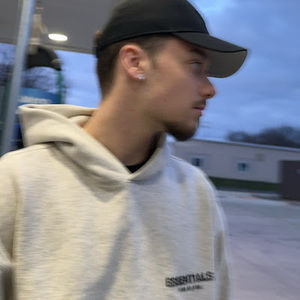 Meet your Posher, Tyler